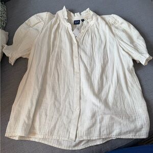 NWT GAP Puff Sleeve Smocked Top Off White / Cream